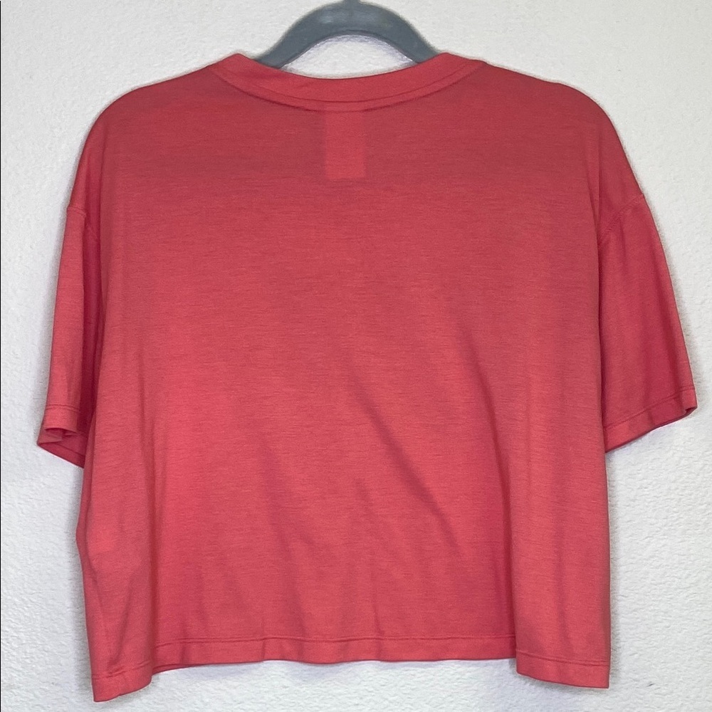 Nike Cropped Tee Shirt Size Large - Picture 4 of 8